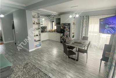 Duplex cu 5 camere cu Canalizare în Central - 4