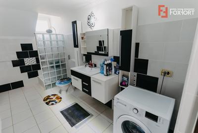Casă individuală cu 8 camere cu Teren 4424 Mp în Jebel - 18