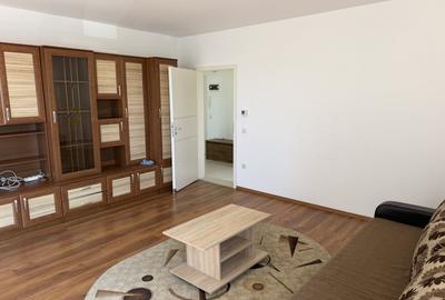Apartament cu 2 camere decomandat, mobilat în Mihai Viteazul