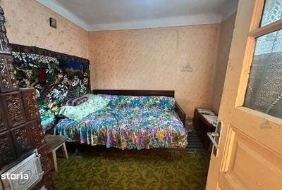 Casă cu 3 camere în Uiești - 2