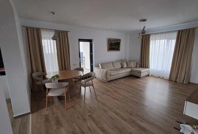Casă cu Teren 480 Mp în Central - 2