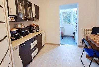 Apartament cu 3 camere decomandat în Sud - 5