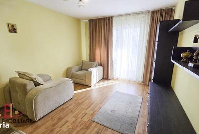 Apartament cu 4 camere în Central - 1