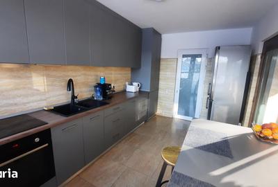 Casă cu 5 camere cu Teren 1514 Mp în Central - 8