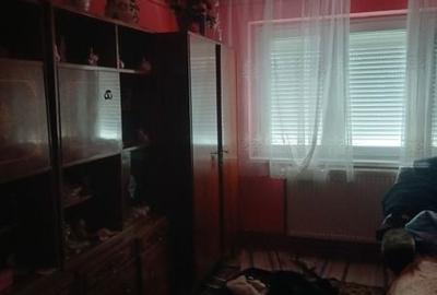Apartament cu 4 camere în Central - 1