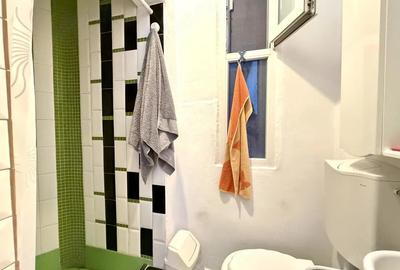 Casă cu 4 camere cu Teren 30 Mp în Central