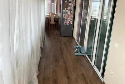 Apartament cu 3 camere decomandat în Faleza Nord - 2