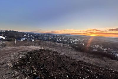 Teren de 450 mp, în Dezmir