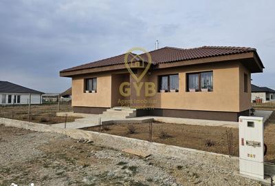 Casă cu 4 camere cu Teren 686 Mp în Oșorhei - 5