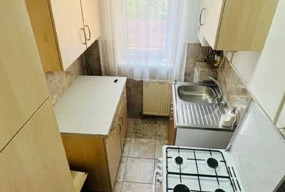 Apartament cu 2 camere decomandat în Cetate - 2