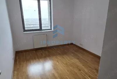 Apartament cu 3 camere în Berceni