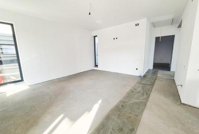 Casă cu 3 camere cu Canalizare în Bradu - 2