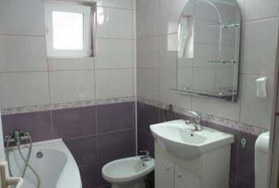 Apartament cu 3 camere decomandat în Rogerius - 9