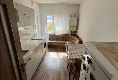 Apartament cu 2 camere decomandat în Valea Cetății