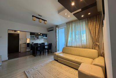 Apartament cu 3 camere semidecomandat în Titan