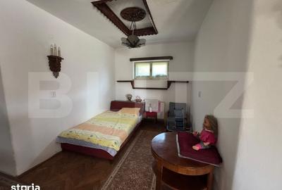 Casă cu 5 camere cu Teren 1950 Mp în Central