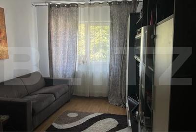 Apartament cu 2 camere decomandat, mobilat în Nicolina