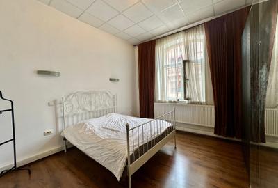 Apartament cu 3 camere în Parcul Carol - 2