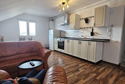 Apartament cu 2 camere decomandat în Lazaret