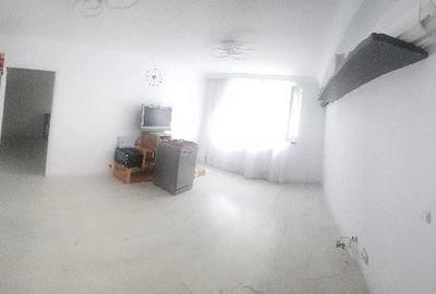 Apartament cu 3 camere decomandat în Ozana