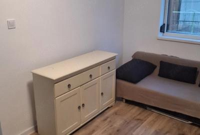 Apartament cu 2 camere semidecomandat în Rahova