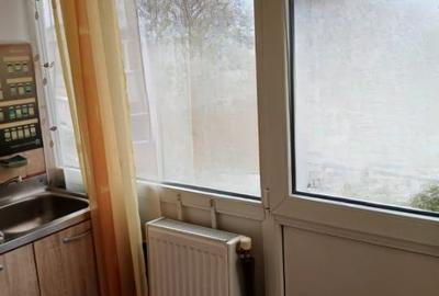 Apartament cu 2 camere decomandat în Obor - 2