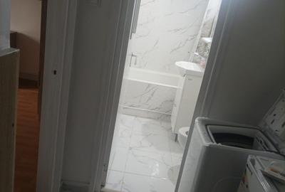 Garsonieră decomandată în Tudor