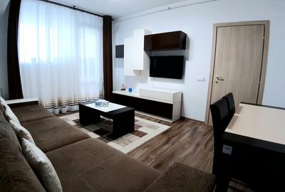 Apartament cu 3 camere decomandat în 9 Mai - 2