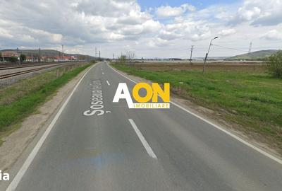 Teren de 8124 mp, în Industrială