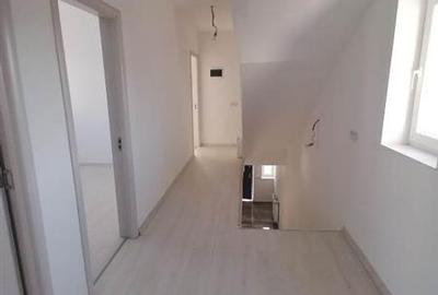 Duplex cu 4 camere cu Canalizare în Alexandriei - 8