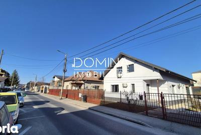 Casă cu 4 camere cu Teren 680 Mp în Central - 1