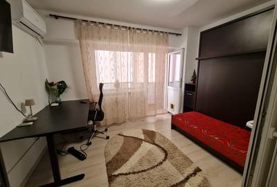 Garsonieră decomandată în 13 Septembrie