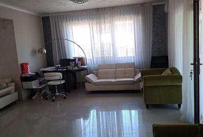 Casă cu 4 camere cu Teren 571 Mp în Popoveni