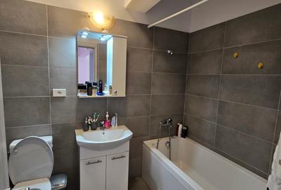 Apartament cu 2 camere decomandat în Berceni - 10