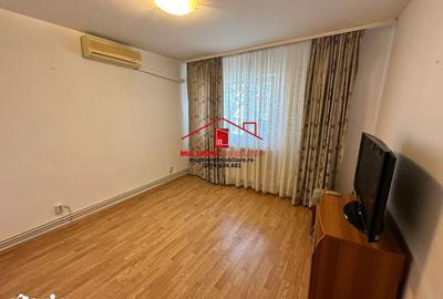 Apartament cu 3 camere decomandat în C5 - 1