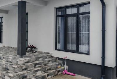 Casă cu 4 camere în Buleta - 1