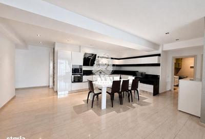Apartament cu 3 camere, mobilat în Central