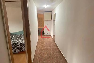 Apartament cu 2 camere decomandat în Filiași