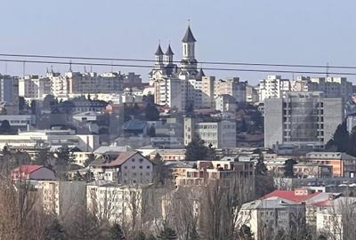 Casă individuală cu 4 camere cu Canalizare în Periferie