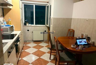 Apartament cu 3 camere în Careiului