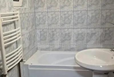 Apartament cu 2 camere decomandat în Circumvalațiunii