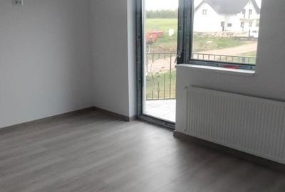 Casă cu 3 camere în Curtești - 2