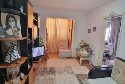 Apartament cu 2 camere semidecomandat în Km 4-5 - 1