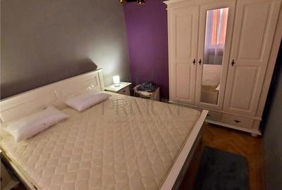 Apartament cu 2 camere semidecomandat, mobilat în Dacia