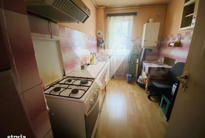 Apartament cu 2 camere semidecomandat, mobilat în Central