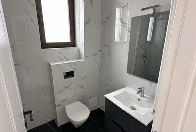 Casă cu 4 camere în Central - 2