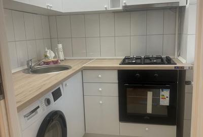 Garsonieră decomandată în Tineretului