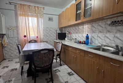 Apartament cu 3 camere în Central - 13