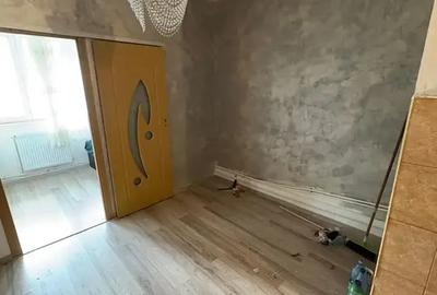 Garsonieră semidecomandată, mobilată în Basarabia