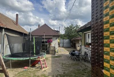 Casă cu 3 camere în Alparea - 1